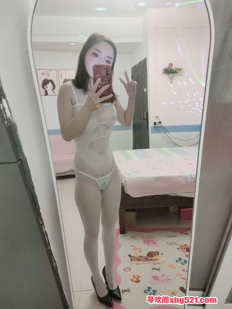 151559em7jqeq8fz88jdeq.jpg