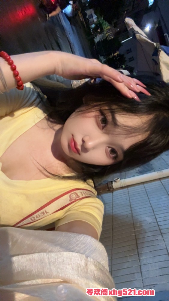 055330r6cgc0v6vr40d560.jpg