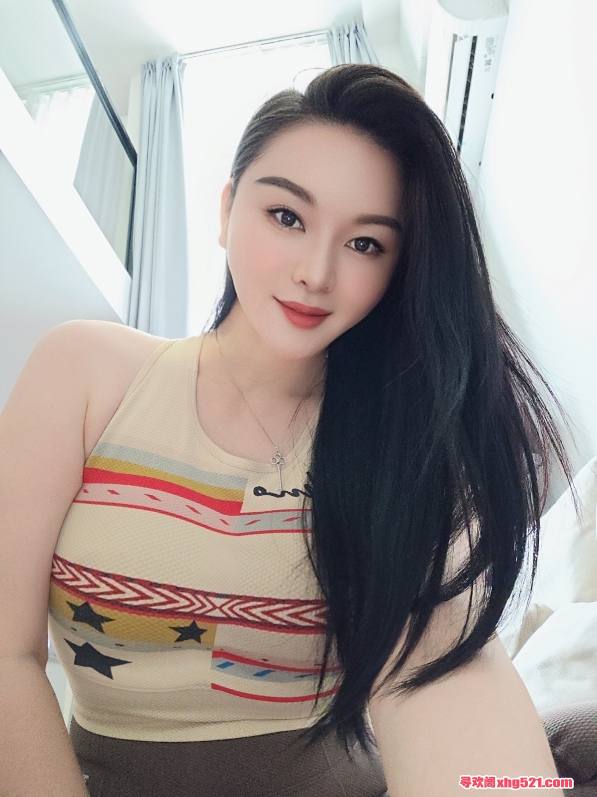 215732j042gq0fndfn7d4w.jpg