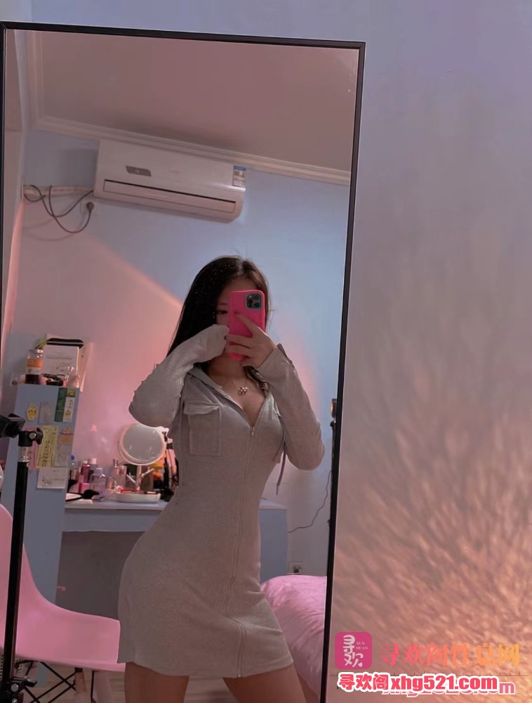 163052lf4yguar00fqswjq.jpg