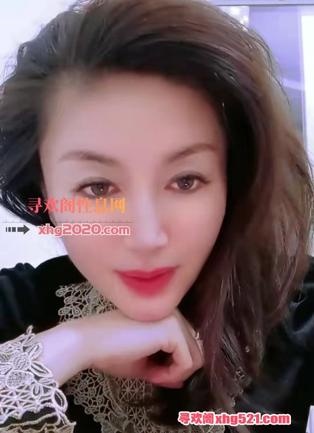 121526q1g126svltnl76lg.jpg