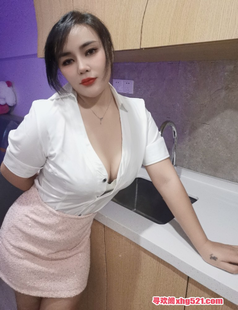 140944g5kvc40zs0h8xk8e.jpg